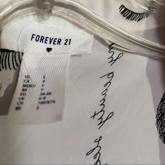 Forever 21 Lashes Pajamas Satin Sleep Shirt Size Small EUC - Picture 3 of 6